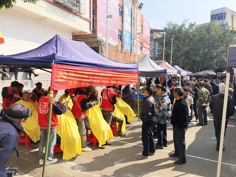 南寧美發(fā)教學外出 | 南寧美發(fā)社會實踐報告