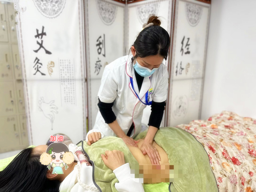 揉按腹部的好處，廣西美容美體專業(yè)學(xué)院分享