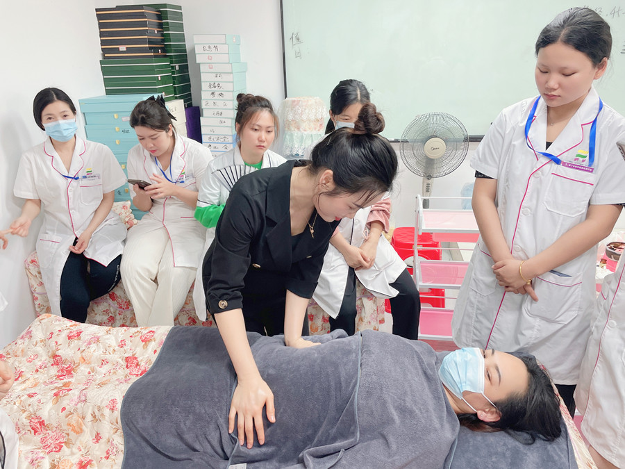 泥灸敷肚子的好，廣西美容美體操作講解