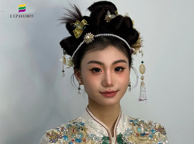  新中式秀禾造型，廣西新娘妝容造型培訓