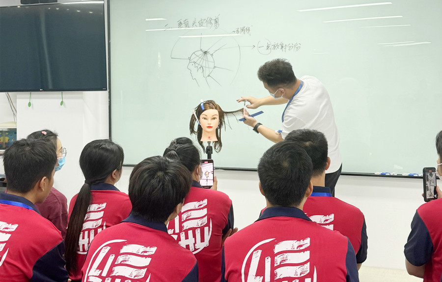 美發(fā)夾剪基礎(chǔ)知識，廣西剪發(fā)理發(fā)教案