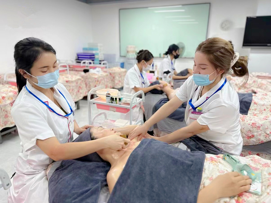 你適合做肩頸刮（sha）痧嗎？零基礎(chǔ)美容教學(xué)