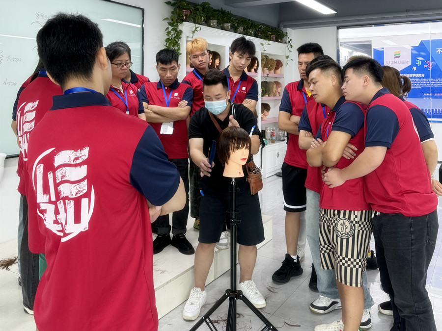 均等層次修剪，南寧美發(fā)基礎教案知識