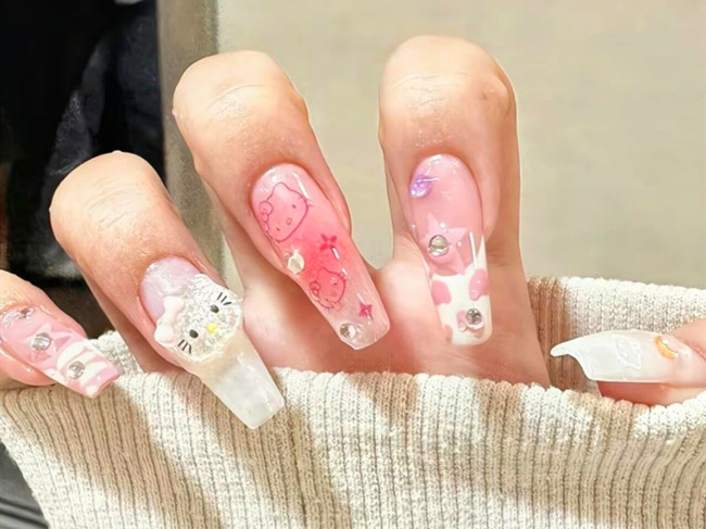 凱蒂貓美甲，南寧美甲款式造型學(xué)校分享