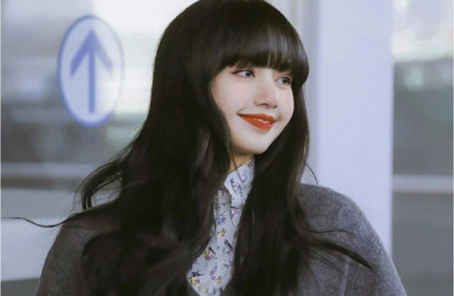 圓臉避雷的妝容誤區(qū)，南寧化妝彩妝學(xué)習(xí)