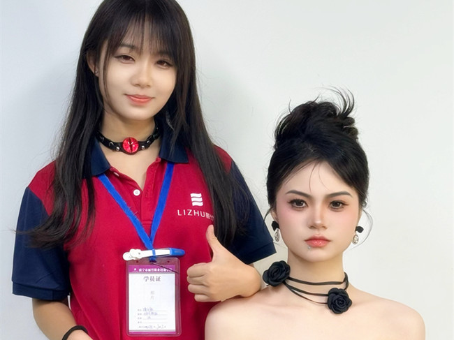 千金禮服造型 | 廣西美妝學(xué)校有哪些？