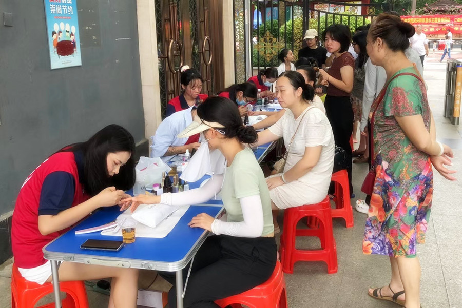 南寧美甲培訓(xùn)社會報告，告訴你南寧學(xué)美甲哪里有實力？