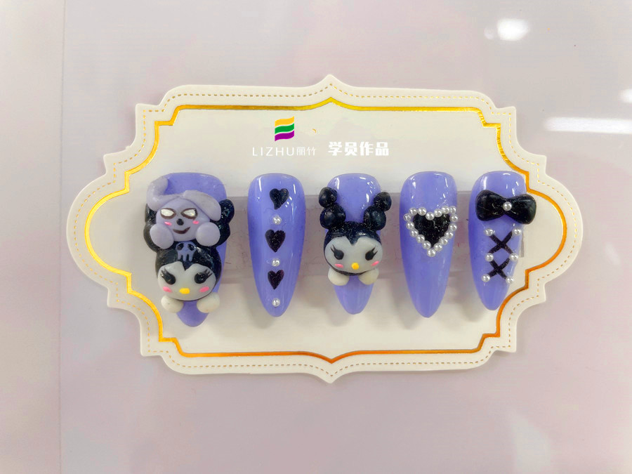 雕花+彩繪美甲，廣西美甲進(jìn)階培訓(xùn)