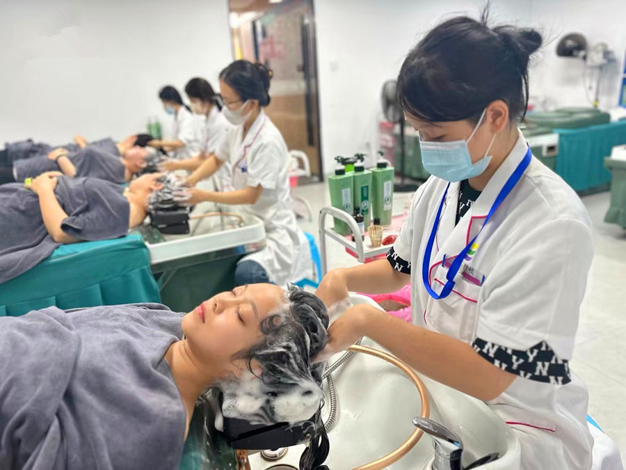 頭療養(yǎng)發(fā)有什么項(xiàng)目？南寧頭療培訓(xùn)學(xué)校課程講解