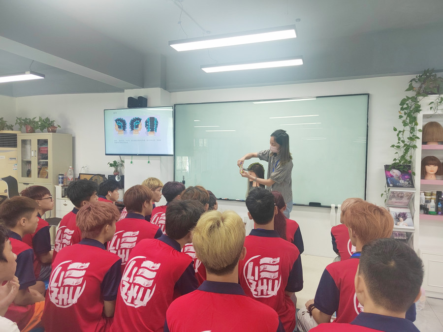 1725870966227172.jpg 002.jpg