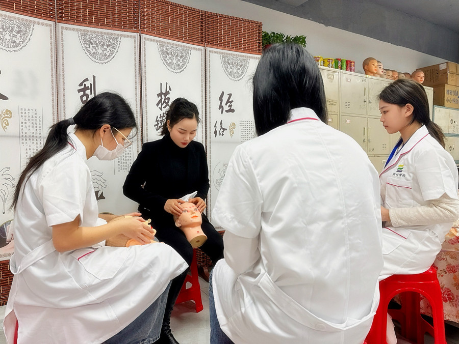 美容新手要掌握哪些知識？南寧美容面部護膚培訓