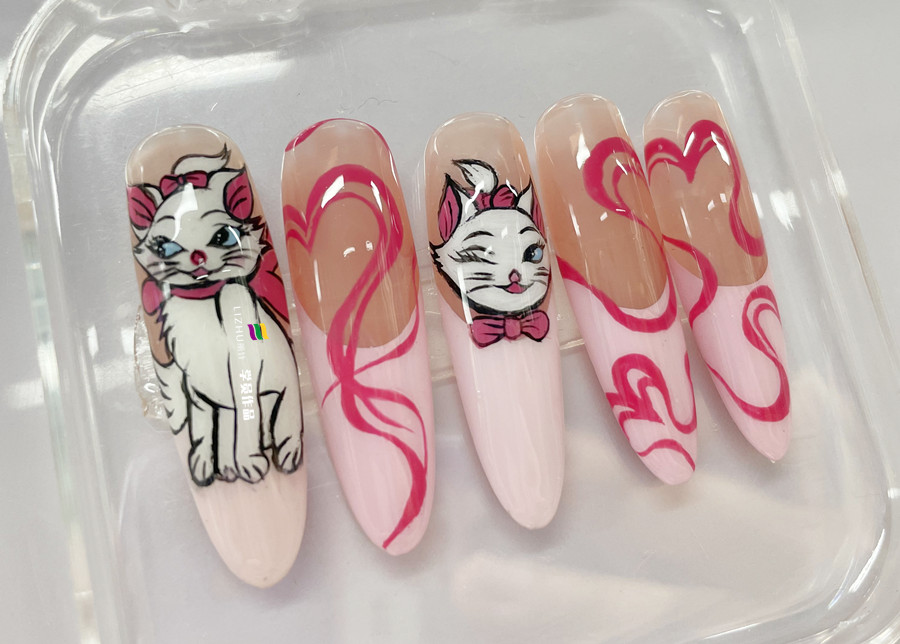 手繪瑪麗貓美甲，廣西美甲實操作品